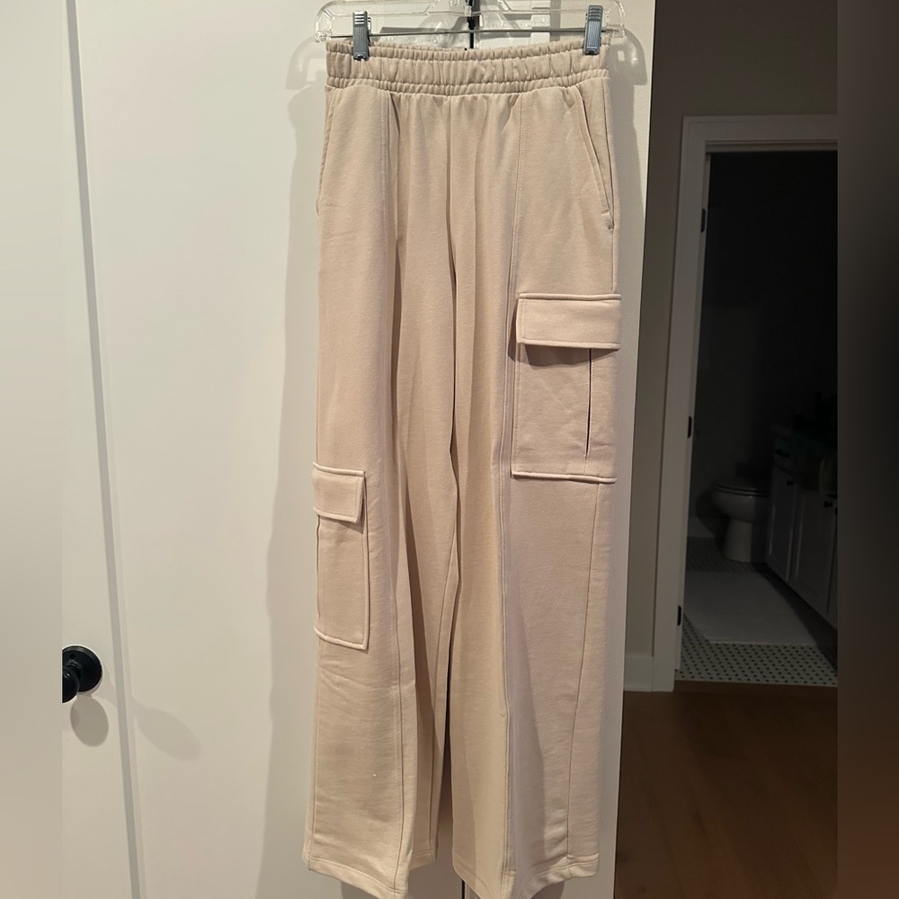 Zara Cargo Sweatpants